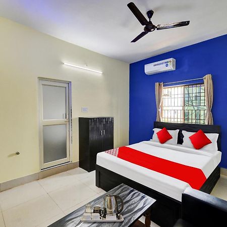 Oyo Flagship 81058 Royal Regalia Hotel Bhubaneswar Bagian luar foto