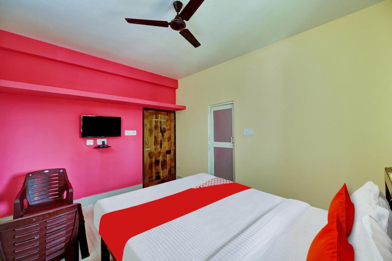 Oyo Flagship 81058 Royal Regalia Hotel Bhubaneswar Bagian luar foto