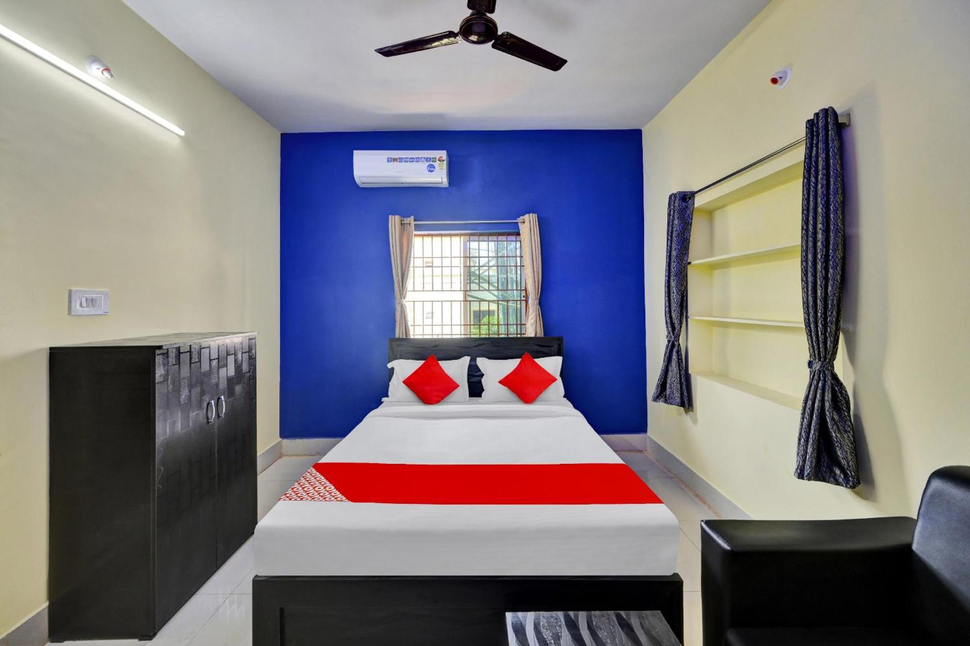 Oyo Flagship 81058 Royal Regalia Hotel Bhubaneswar Bagian luar foto