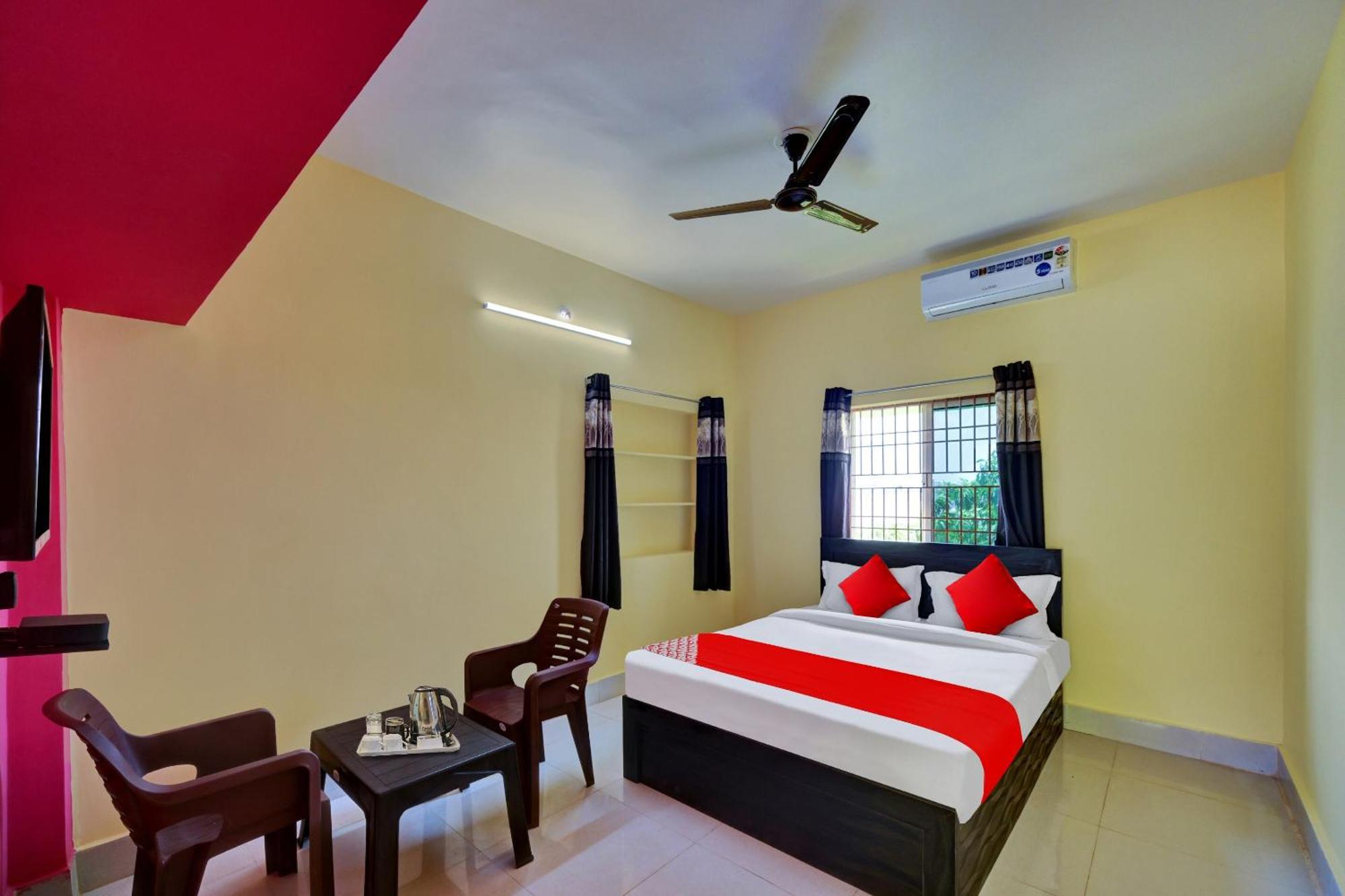 Oyo Flagship 81058 Royal Regalia Hotel Bhubaneswar Bagian luar foto